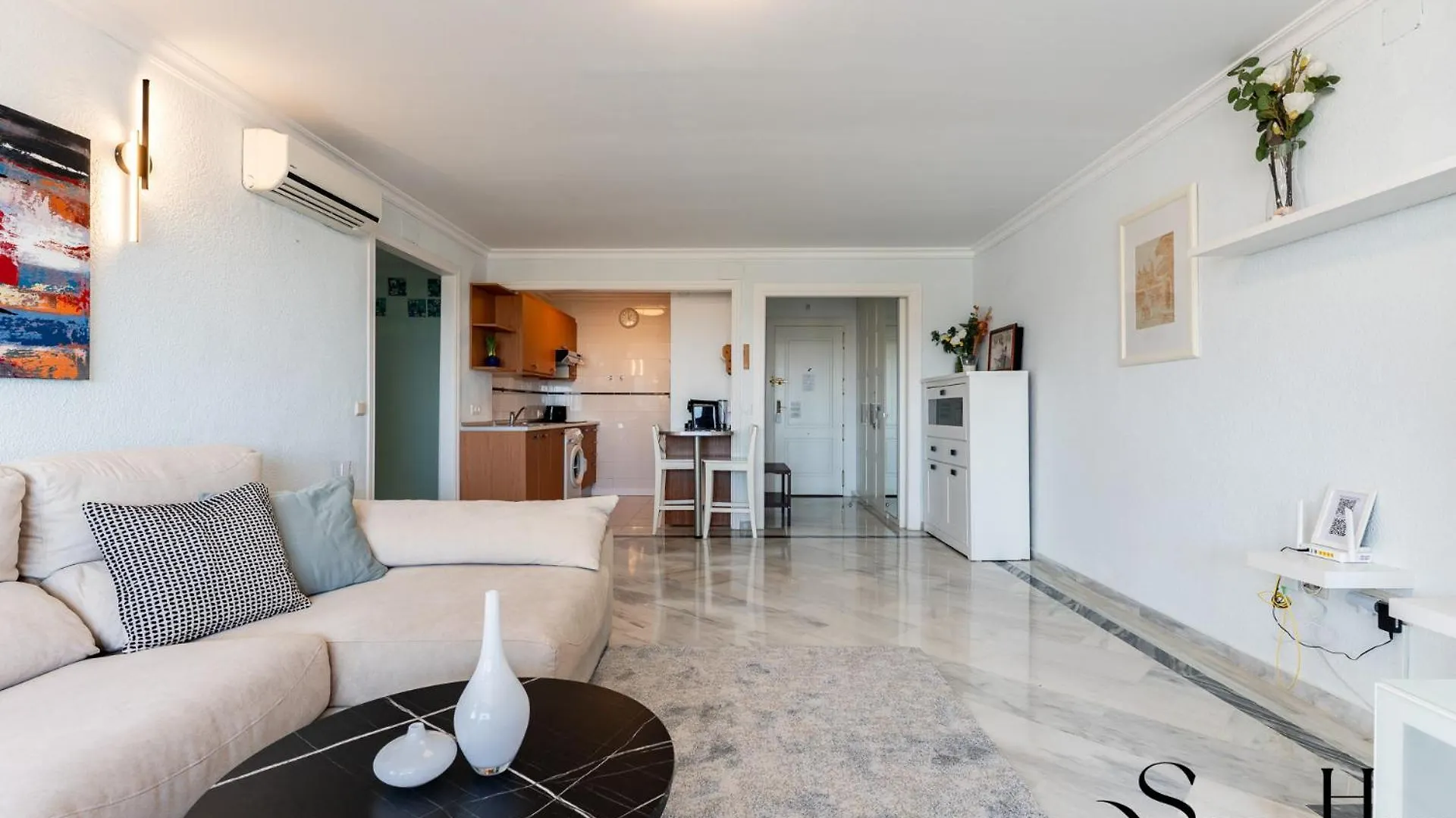 Marvelous Views, Pools, Steps To The Beach! بينالماذينا 0*,