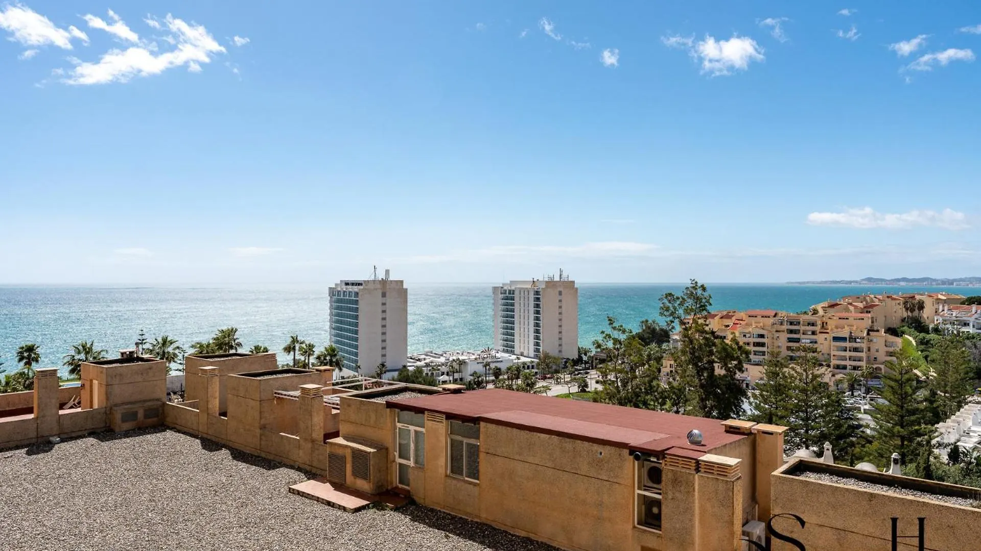 Marvelous Views, Pools, Steps To The Beach! بينالماذينا شقة